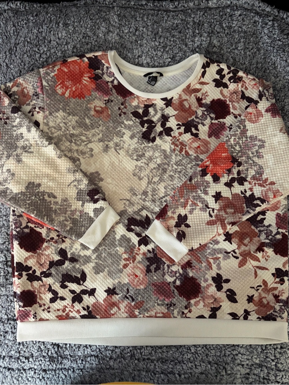 H&M Floral Waffle-Knit Crewneck Sweater in Cream and Burgundy